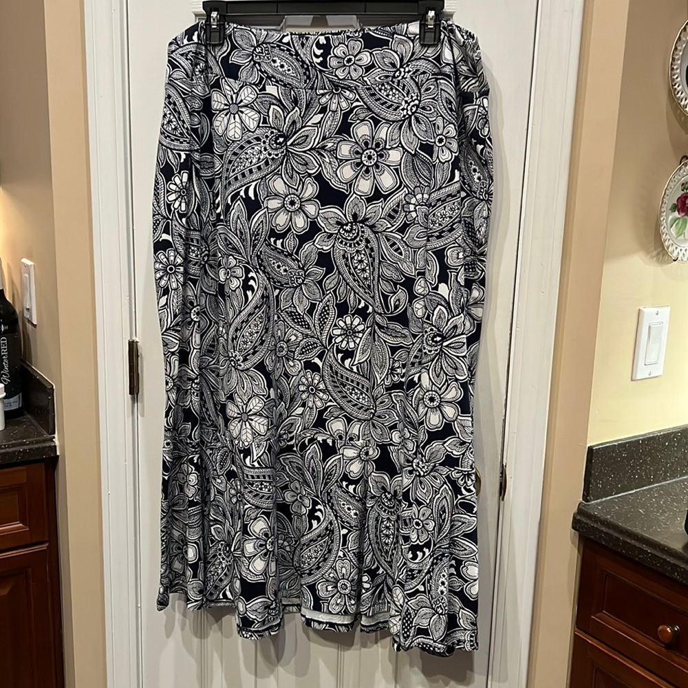 Fun maxi skirt by Talbots, EUC.